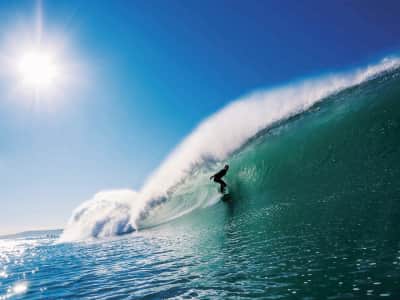 Fototapeta Surfer na fali