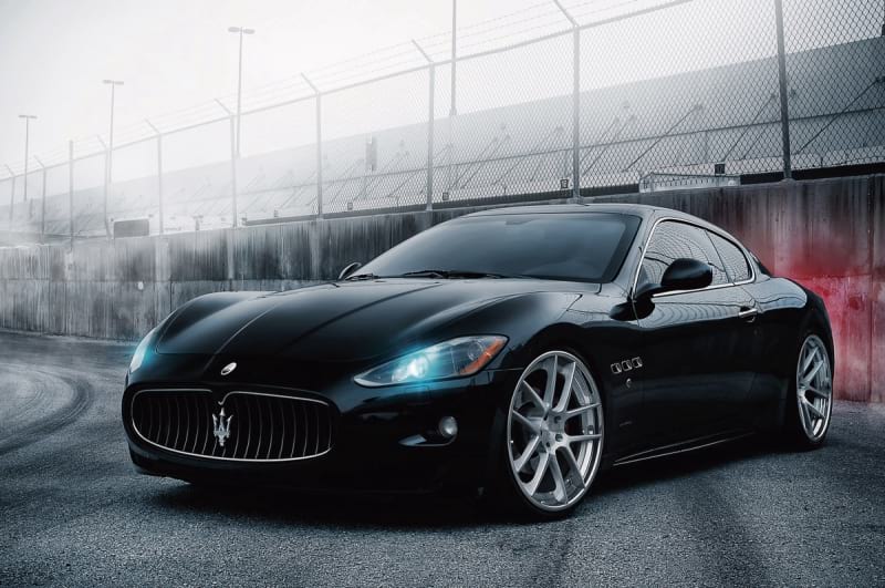 Fototapeta Czarne Maserati