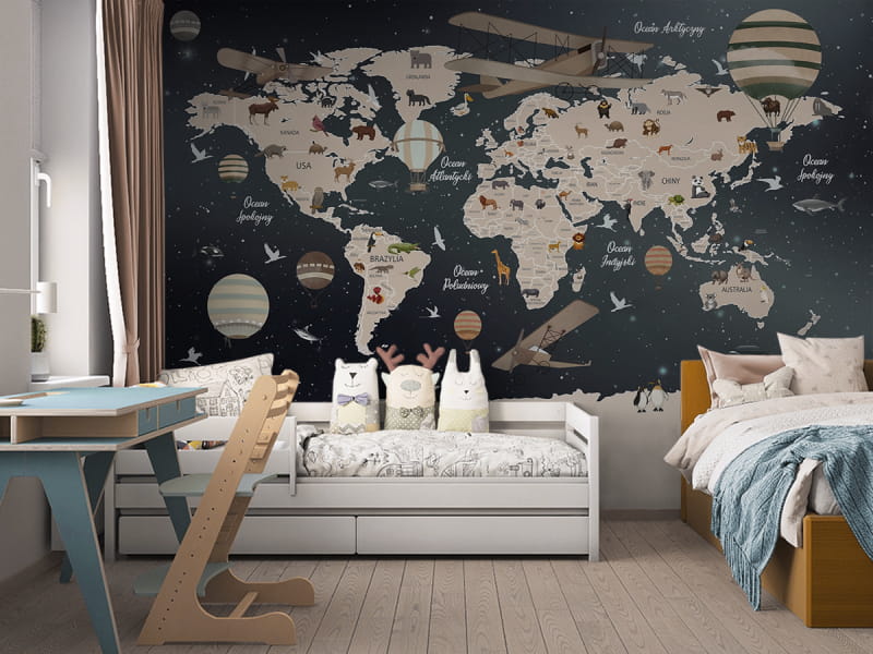 Fototapeta Mapa świata zwierząt w języku polskim we wnętrzu pokoju dziecka