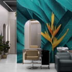 Miniatura fototapety Kolorowy kwiat i liście we wnętrzu przedpokoju