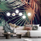 Miniatura fototapety Jasne tropikalne liście we wnętrzu salonu