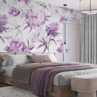 Miniatura fototapety Fioletowe piwonie we wnętrzu sypialni