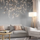 Miniatura fototapety Delikatny rozkwit we wnętrzu salonu