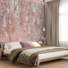 Miniatura fototapety Delikatny wiosenny kwiat we wnętrzu sypialni