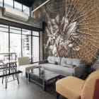 Miniatura fototapety Nocna lilia wodna we wnętrzu kawiarni