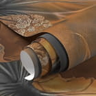 Miniatura fototapety Pomarańczowy duży kwiat na szarym tle fragment #1